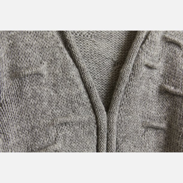 Cardigan med streger