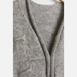 Cardigan med streger