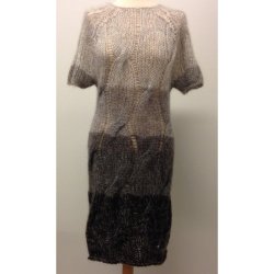 Kjole med store snoninger