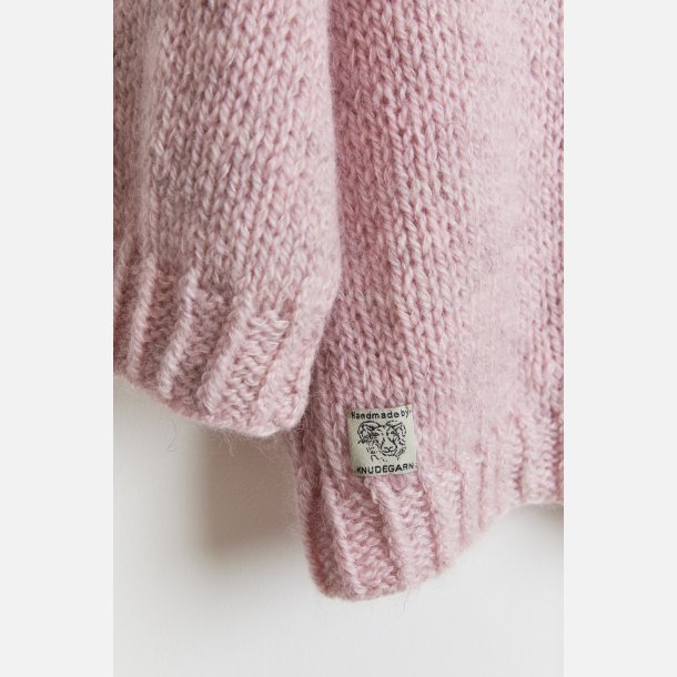 "Torsdag" Sweater i Naturfarvet Knudegarn